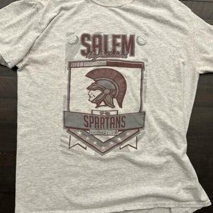 Large Salem High School Basketball Spartans Grey T-shirt Pre-owned